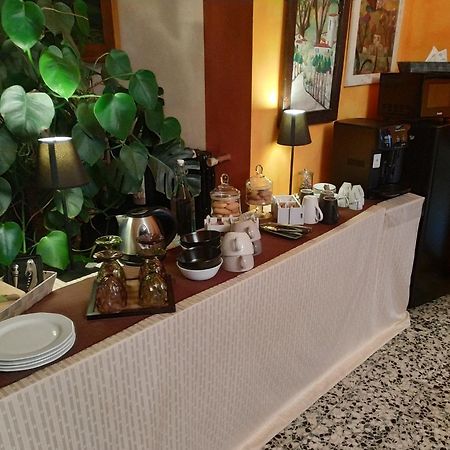Guest House Villa De Ros Salo Bilik gambar