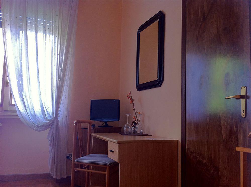 Guest House Villa De Ros Salo Luaran gambar
